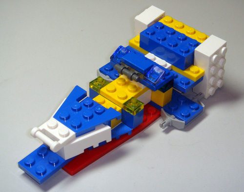 Lego_2011050x_03_blg.jpg